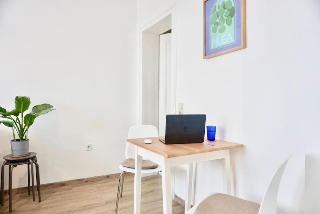 Neu I Moderne Zentrale Wohnung I Netflix I 4 Gaeste أندرناخ المظهر الخارجي الصورة